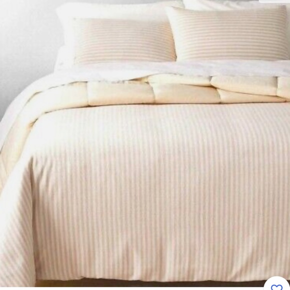 Casaluna Bedding Nwt Casaluna Heavyweight Linen Blend Comforter Set